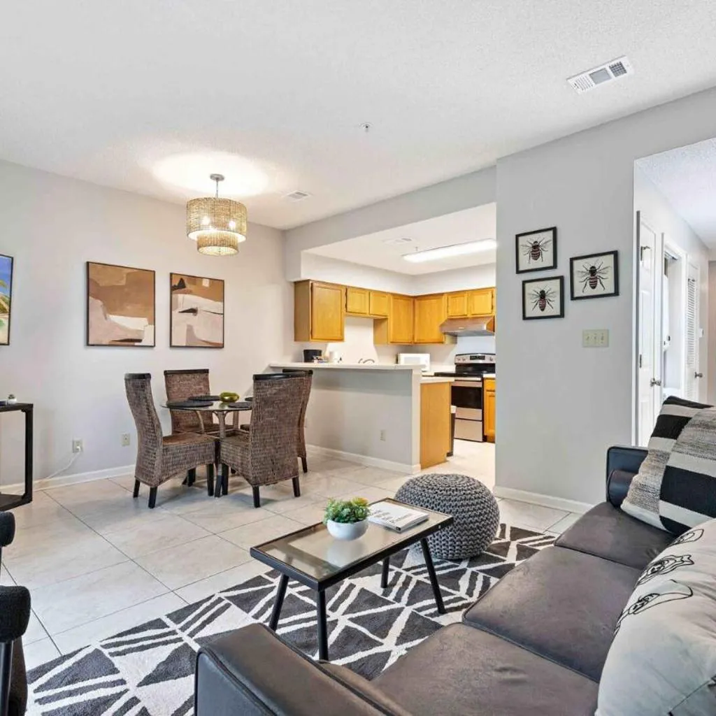 Photograph of Relaxing Condo Next to SanDestin & Miramar Beaches