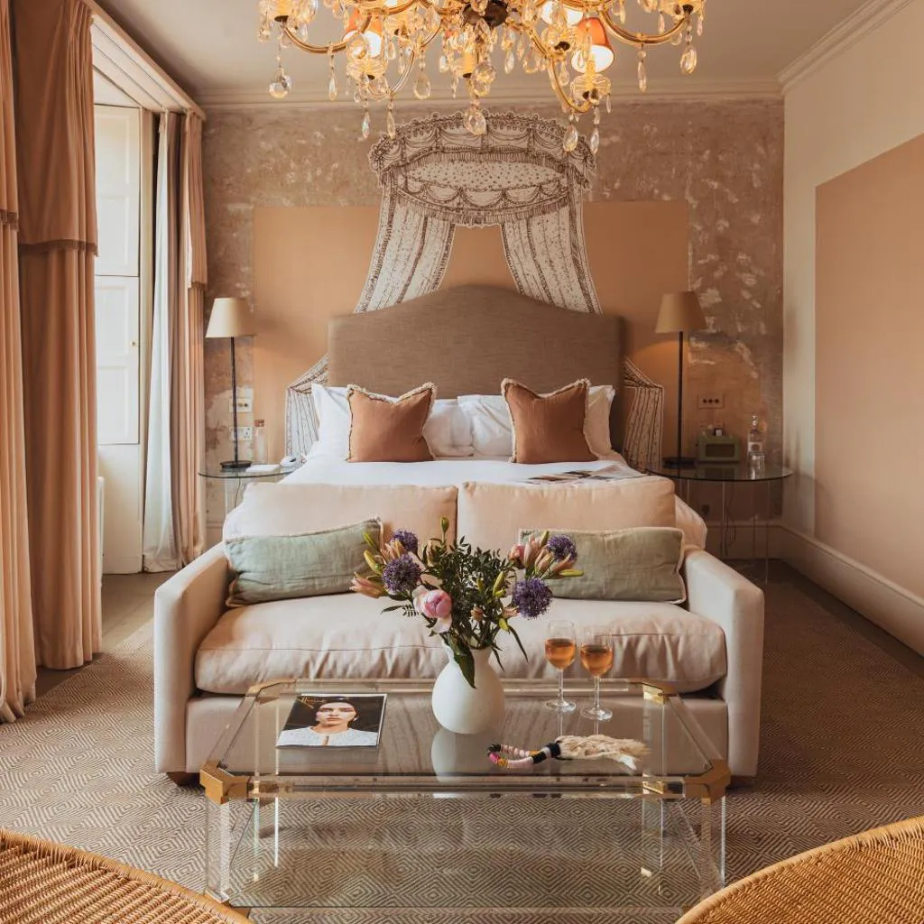 Photograph of No 15 by GuestHouse, Bath