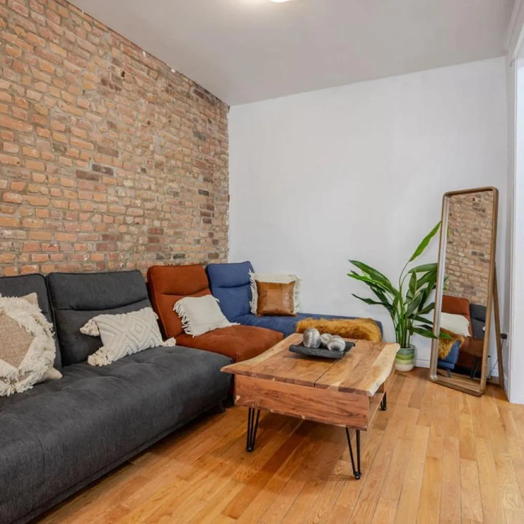 Photograph of Chic 4BR Haven Sunlit in Downtown MTL