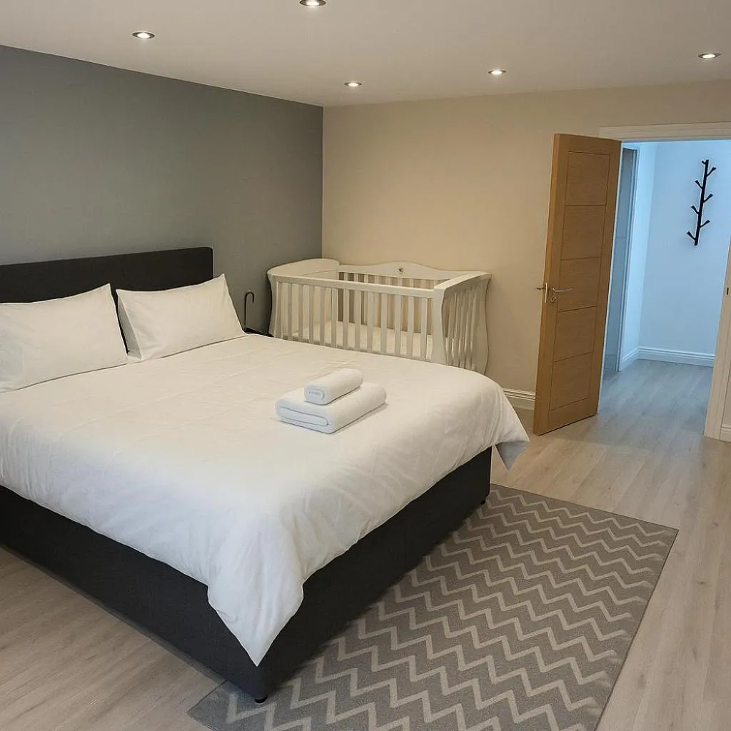 Photograph of Spacious Apartment, steps away from Heaton Park