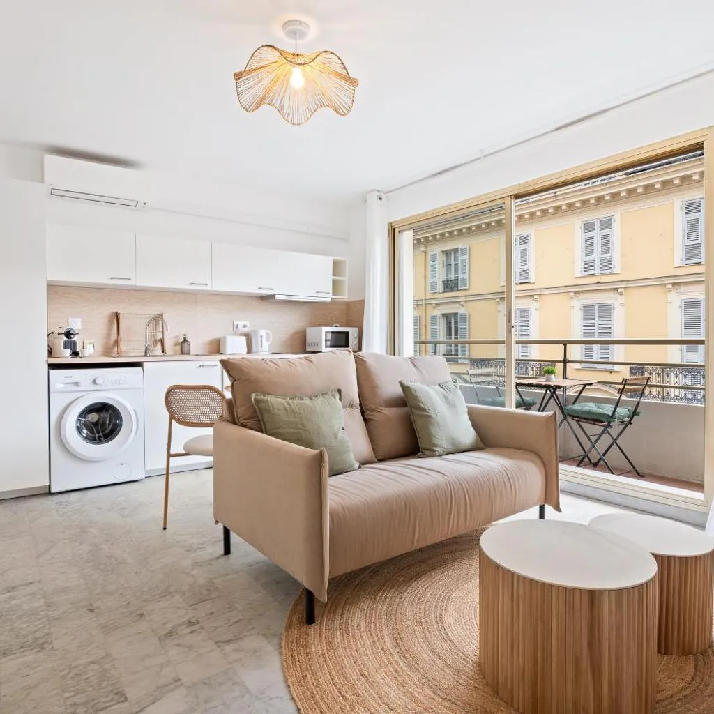Photograph of Nice Renting - 2PHILIBERT - Bohemian Terrace Port & Green Promenade