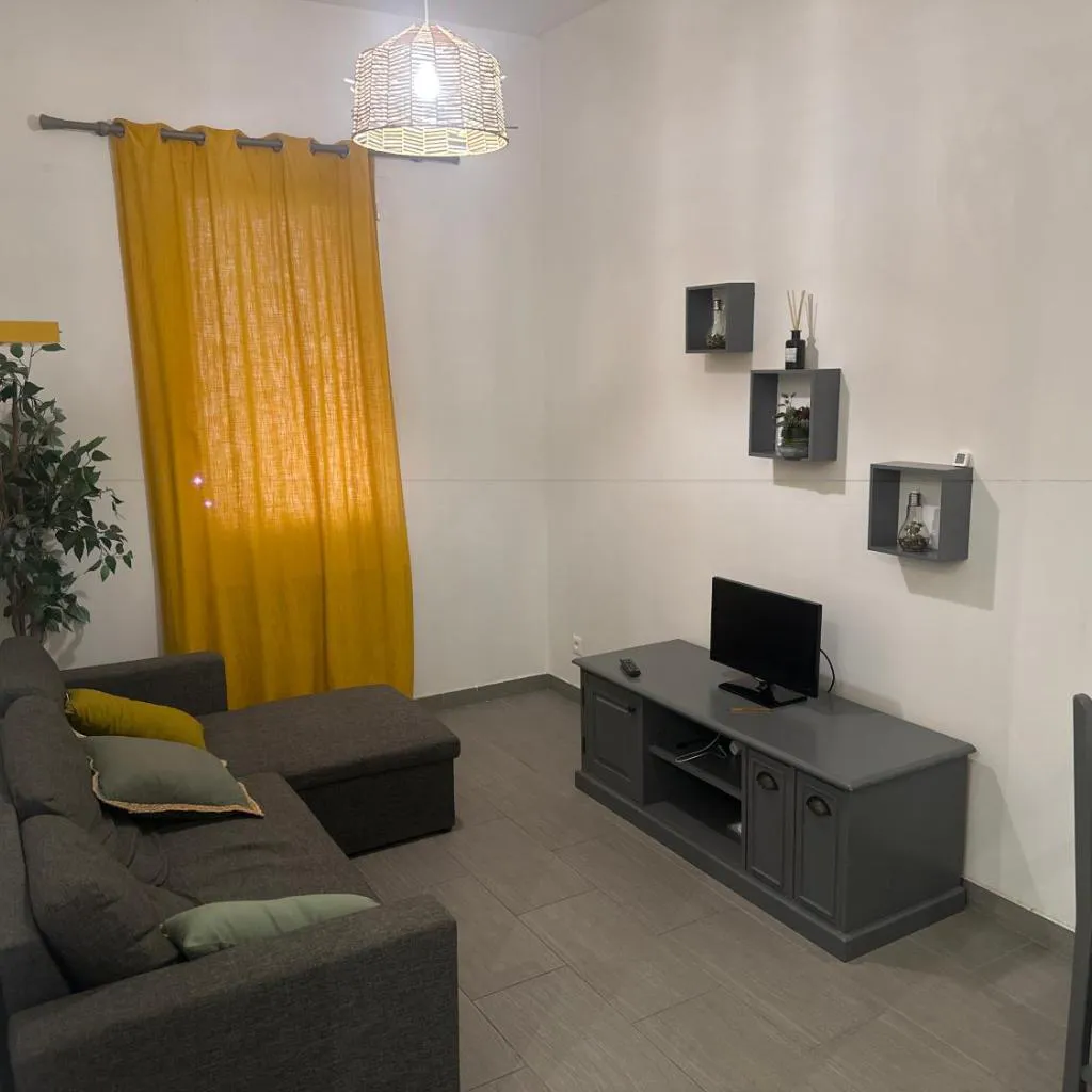 Photograph of Bel appartement, Boulevard Bail