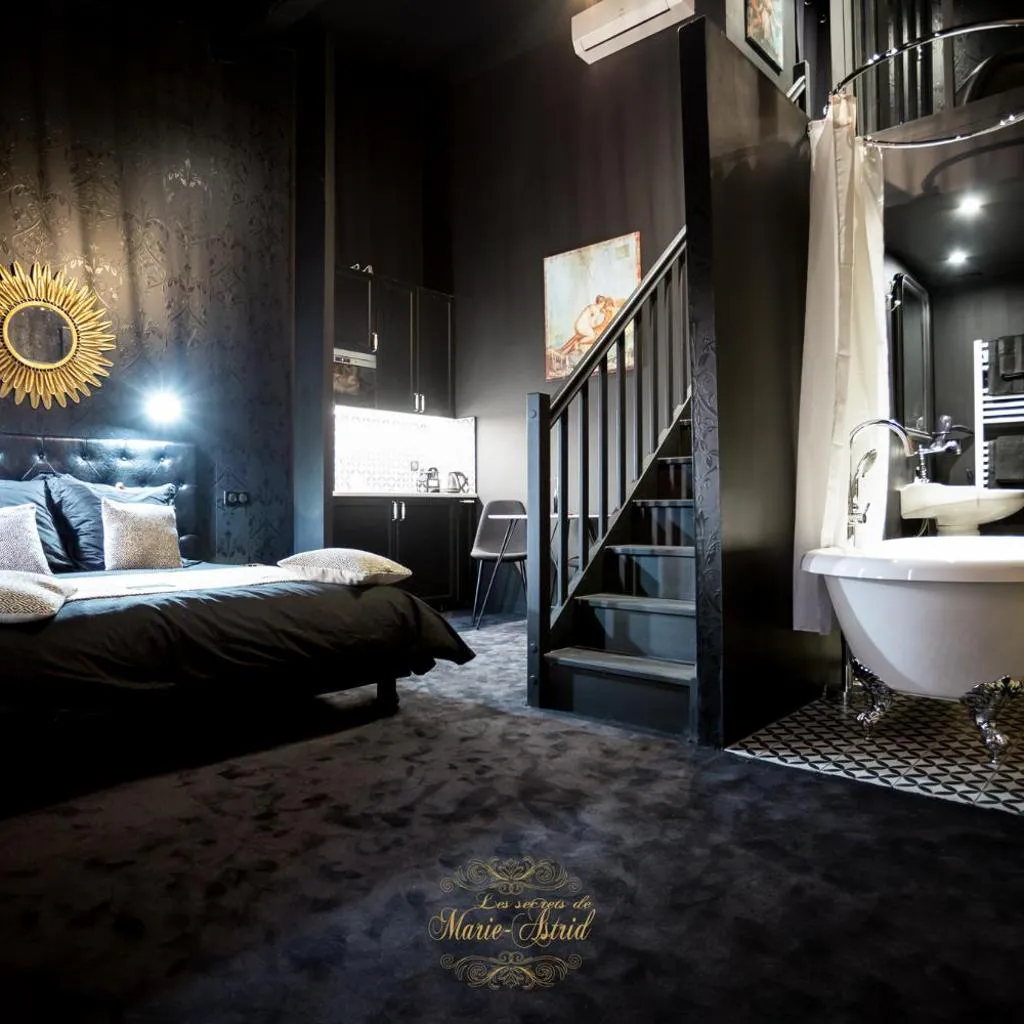 Photograph of Les Secrets de Marie-Astrid, Suite Love Room