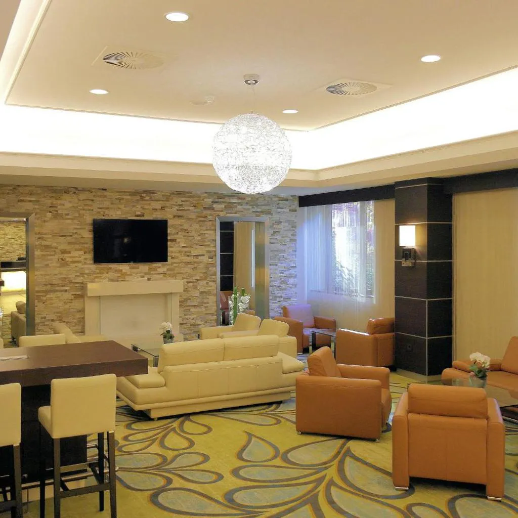 Photograph of Courtyard by Marriott Düsseldorf Seestern