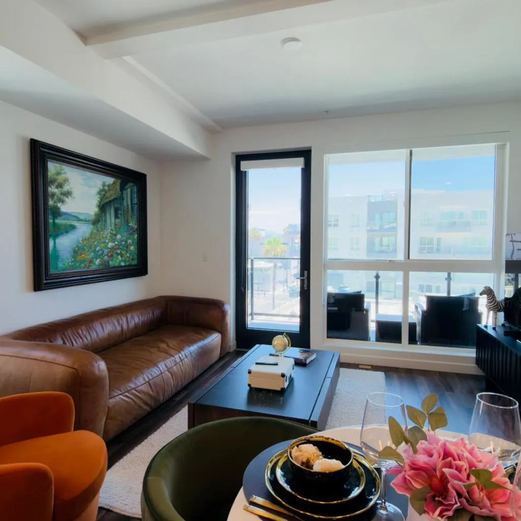 Photograph of Wallace Luxurious With Hollywood Sign View