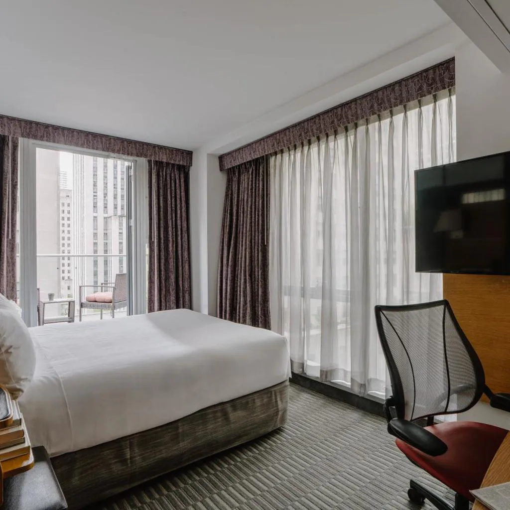 Photograph of The Jewel Hotel, New York