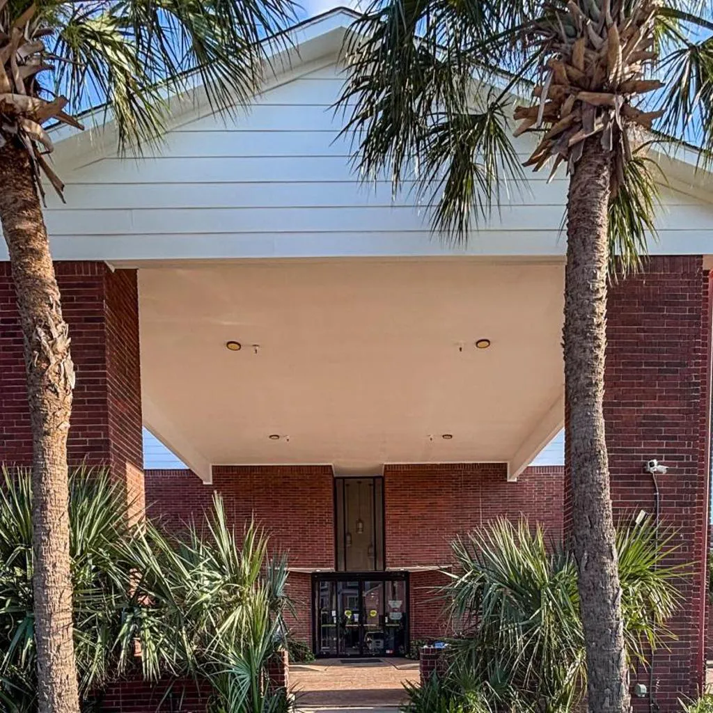 Photograph of Studio 6 Houston, TX - Westchase