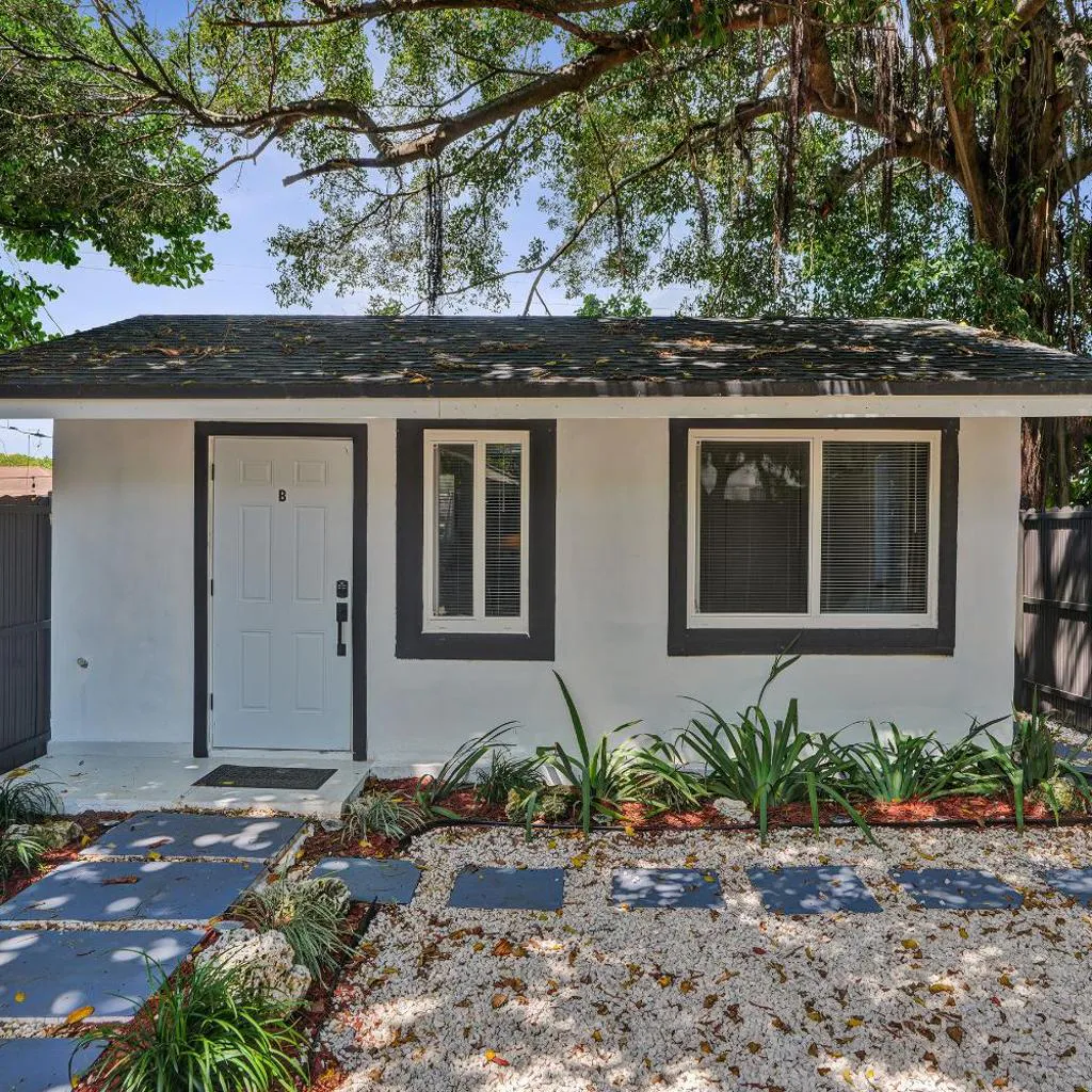 Photograph of Heart of Miami Oasis, Modern, Steps from It All