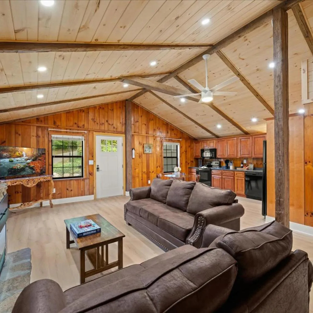 Photograph of Woodsong Cabin - Pet-Friendly, Hot Tub, Sleeps 4