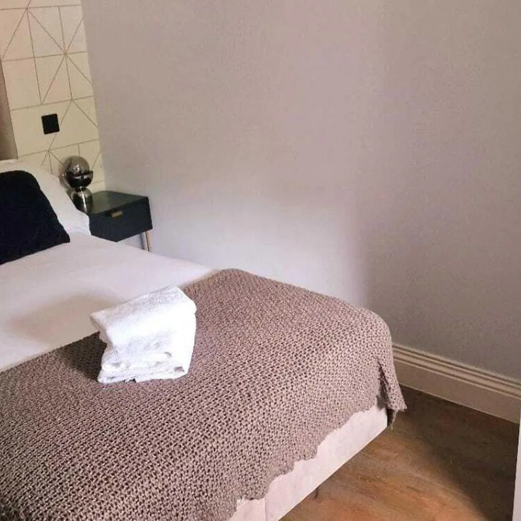 Photograph of Stylish 2 Bed @ Westminster Victoria
