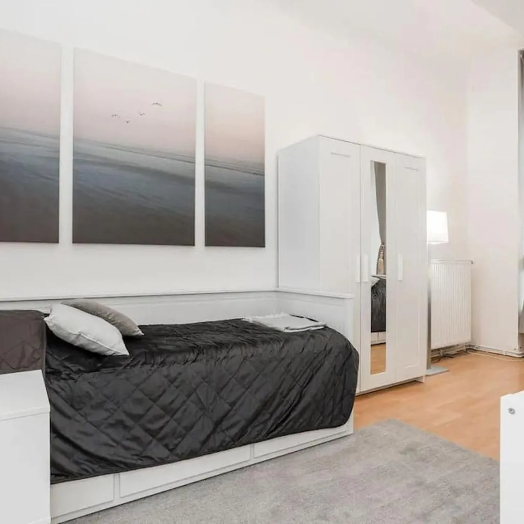 Photograph of Newly furnished apartment for up to 6 people