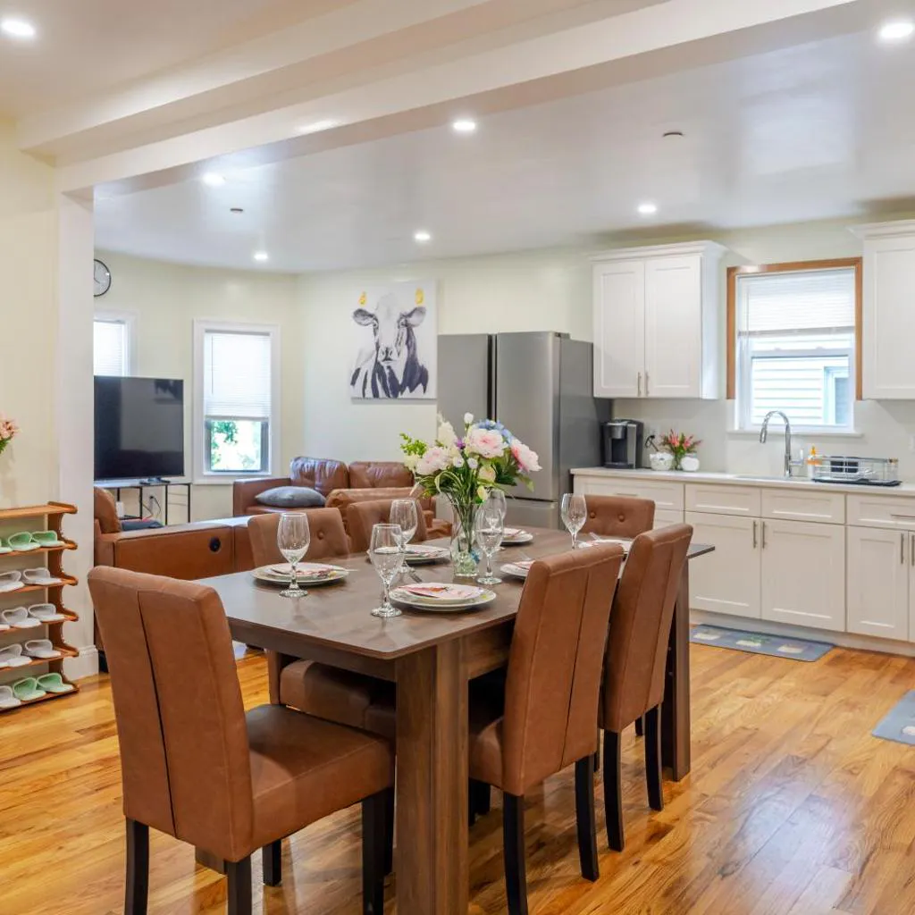 Photograph of Family Retreat 4BR Boston - Near Redline & 5mins to Franklin Park Zoo - Free Parking 27