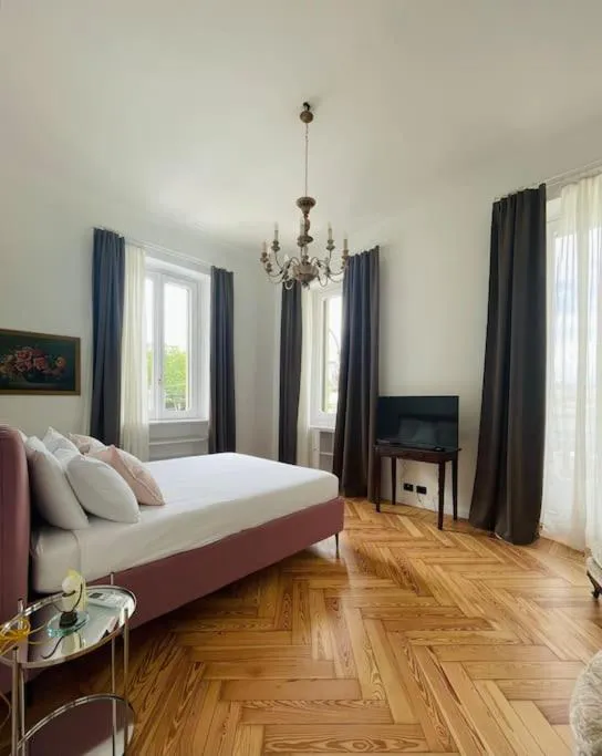 Photograph of L'Adagio in Gran Madre