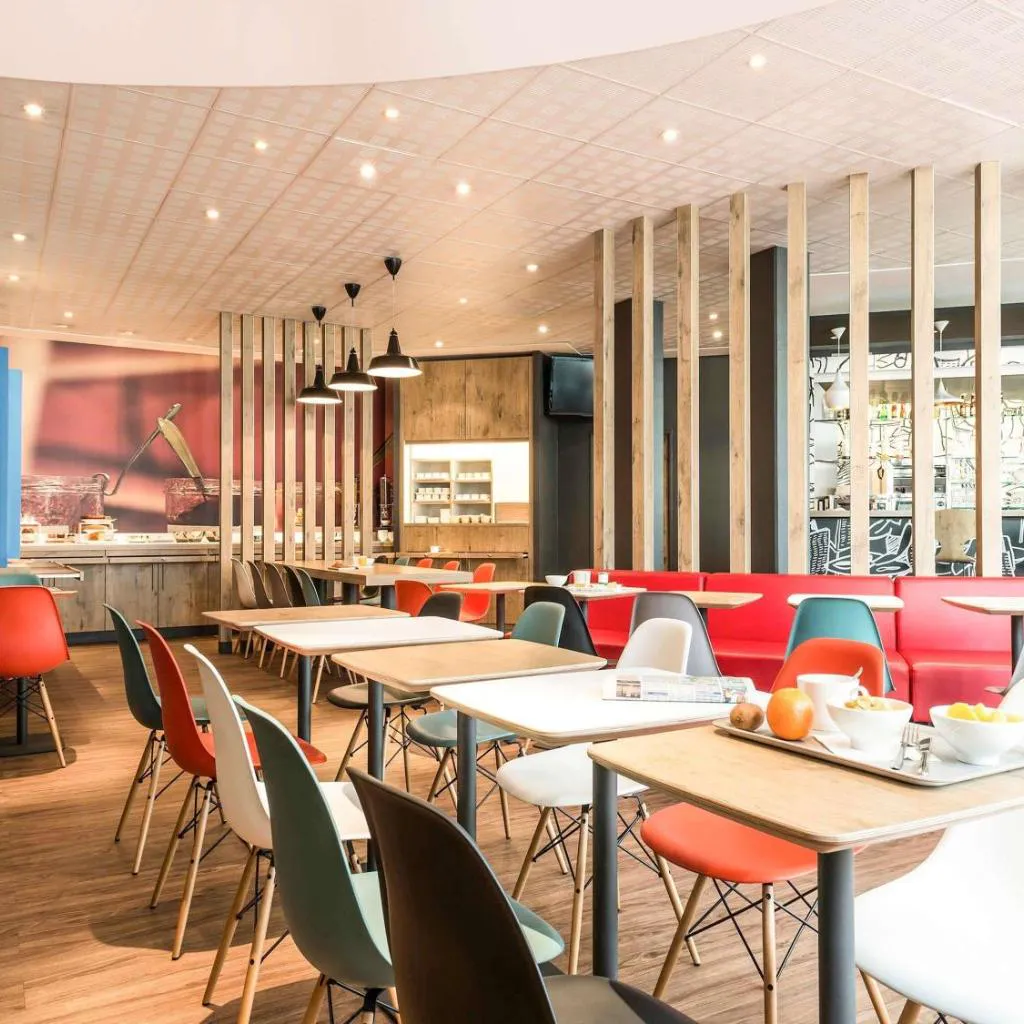 Photograph of ibis Bordeaux Centre Bastide