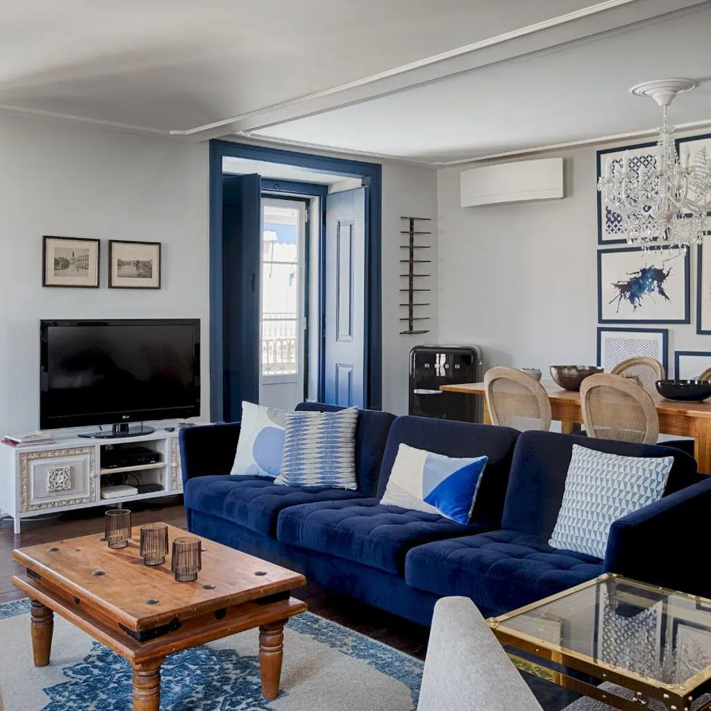 Photograph of Master Deco Gem in Baixa