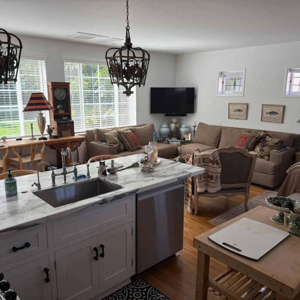 Photograph of La Jolla Carriage House