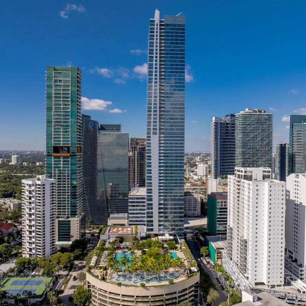 Photograph of Four Seasons Brickell 2br on the 32nd Floor Skyline Views