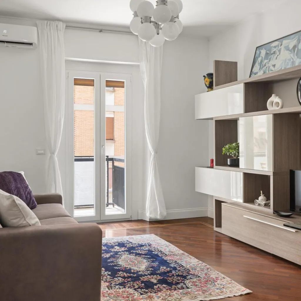Photograph of Betti Classic Home