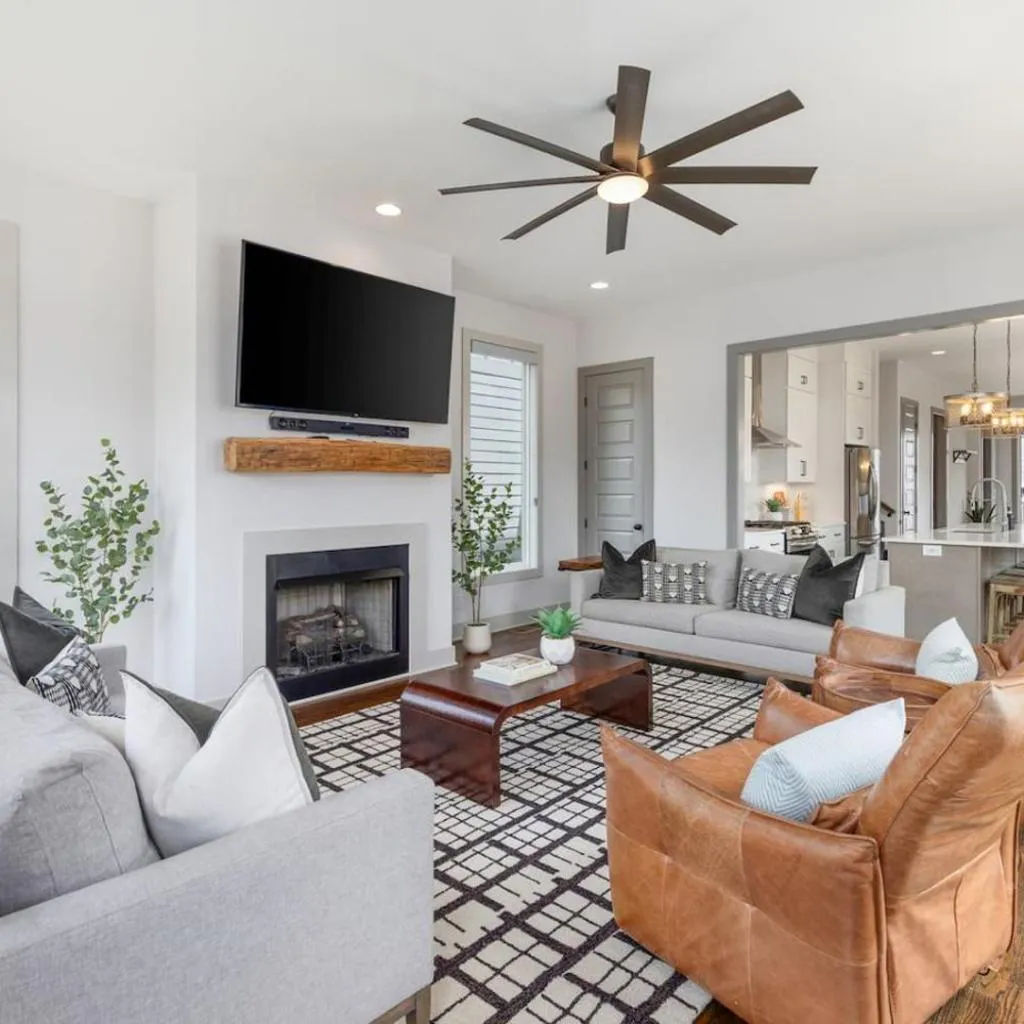 Photograph of House with Rooftop Patio, Next to a Park, 3 Miles to Downtown