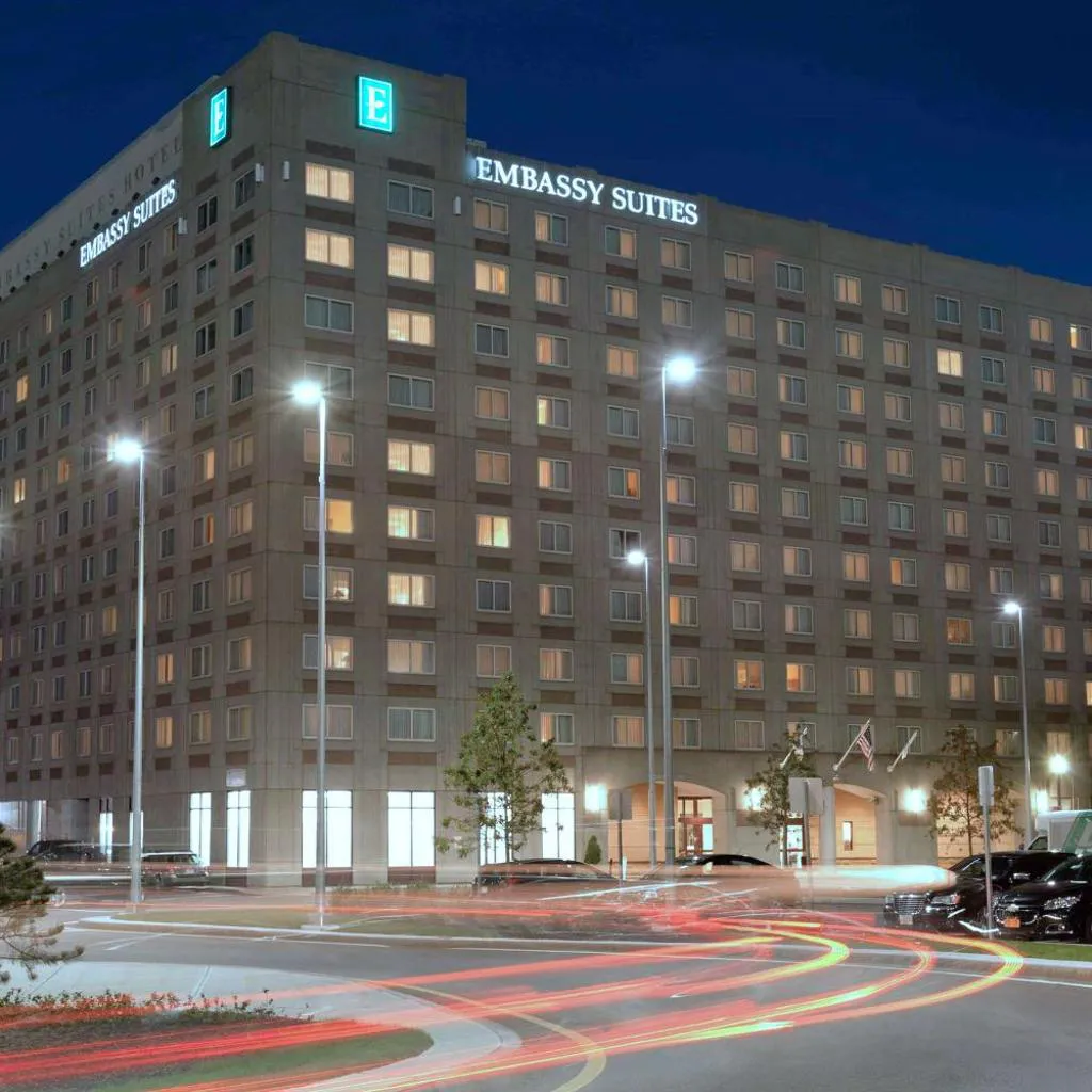 Photograph of Embassy Suites Boston at Logan Airport