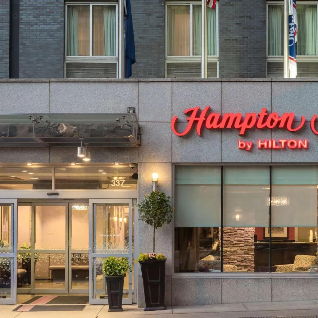 Photograph of Hampton Inn Manhattan - Times Square South