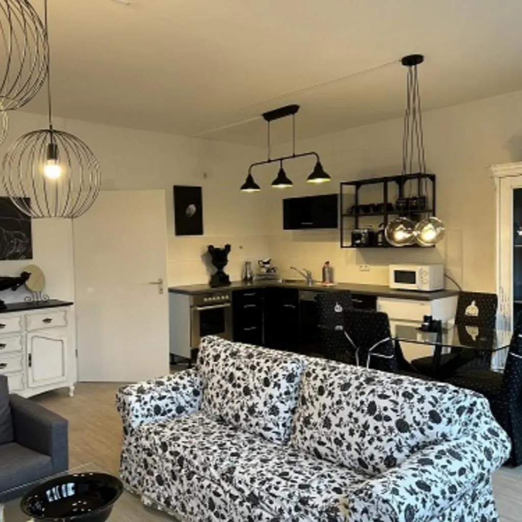 Photograph of Citynah moderne Ferienwohnung Hamburg groß 2 Pers BoLA 42