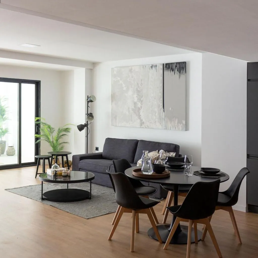 Photograph of Valencia Leones by Concept Flats