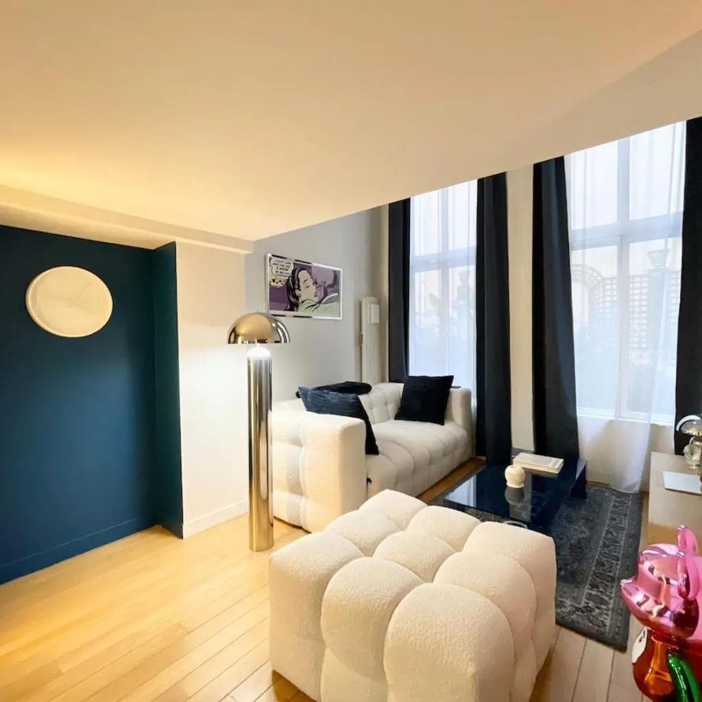 Photograph of Design and Artistic Loft Marais