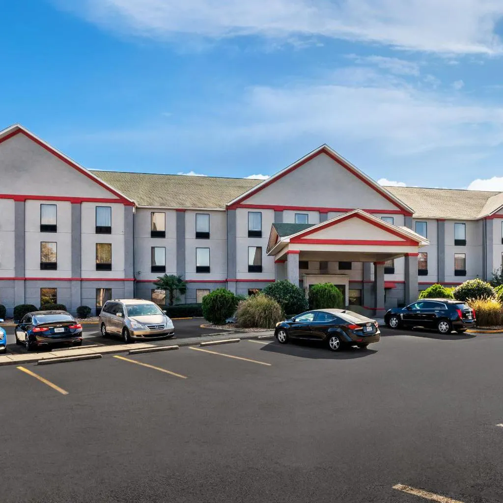 Photograph of Red Roof PLUS+ & Suites Atlanta Airport South