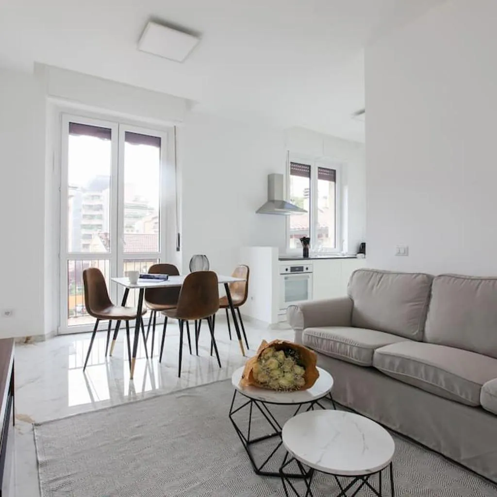 Photograph of HACCA Collection - Bocconi, Porta Romana 2BR