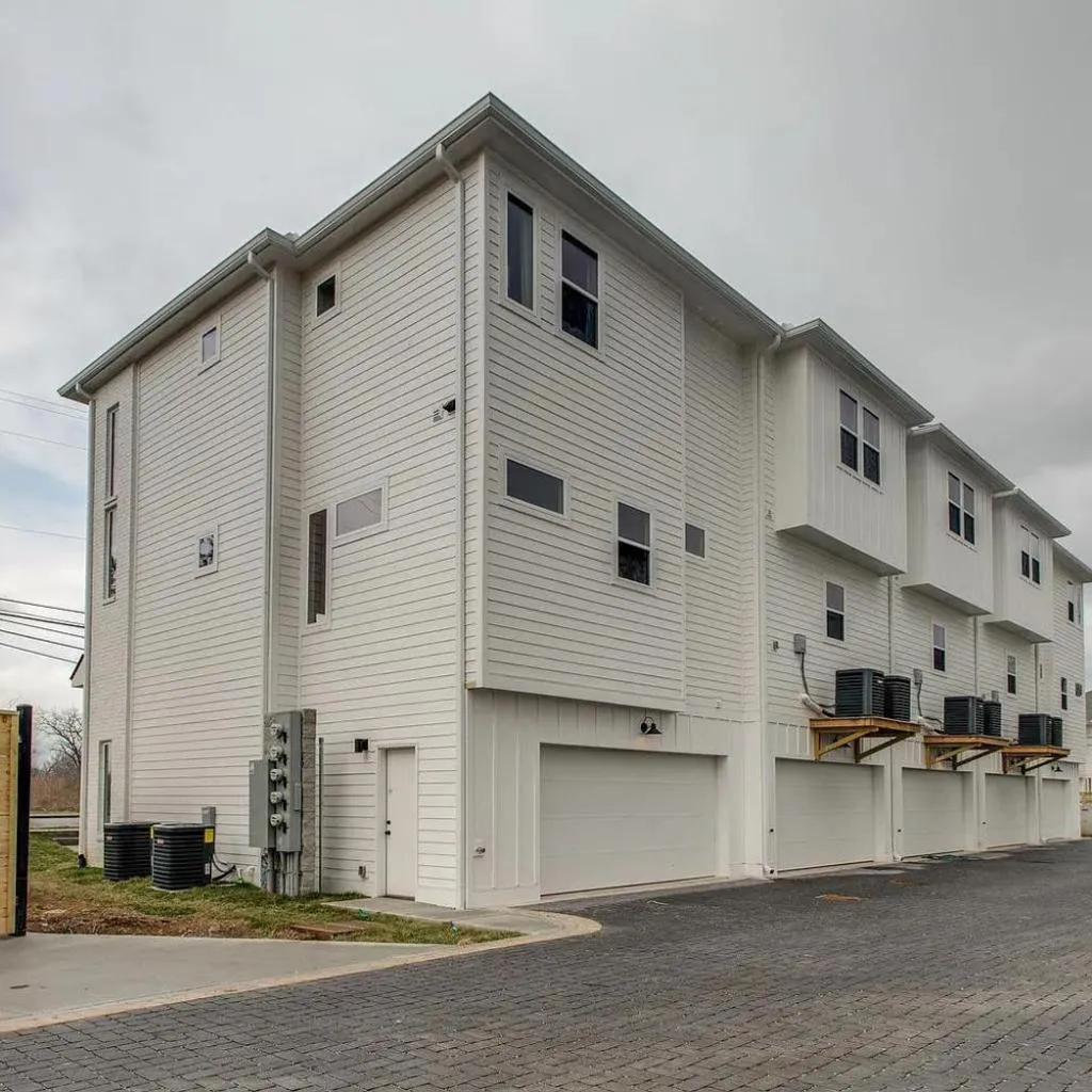 Photograph of Beautiful Modern Townhome in Nashville for Groups & Families