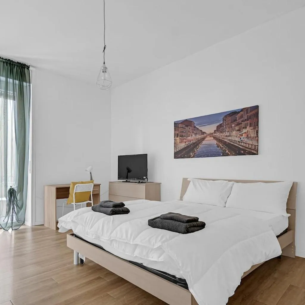 Photograph of ADR16 Elegant Three-Room Flat in a Peaceful Area