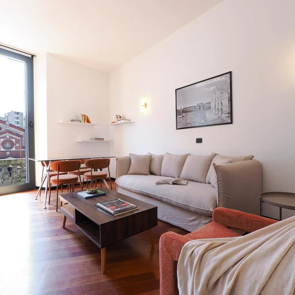 Photograph of Contempora - Interior 900 2nd Floor - Duomo - Missori