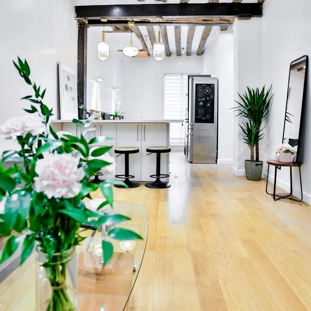 Photograph of Marais 4 bedrooms new apartment