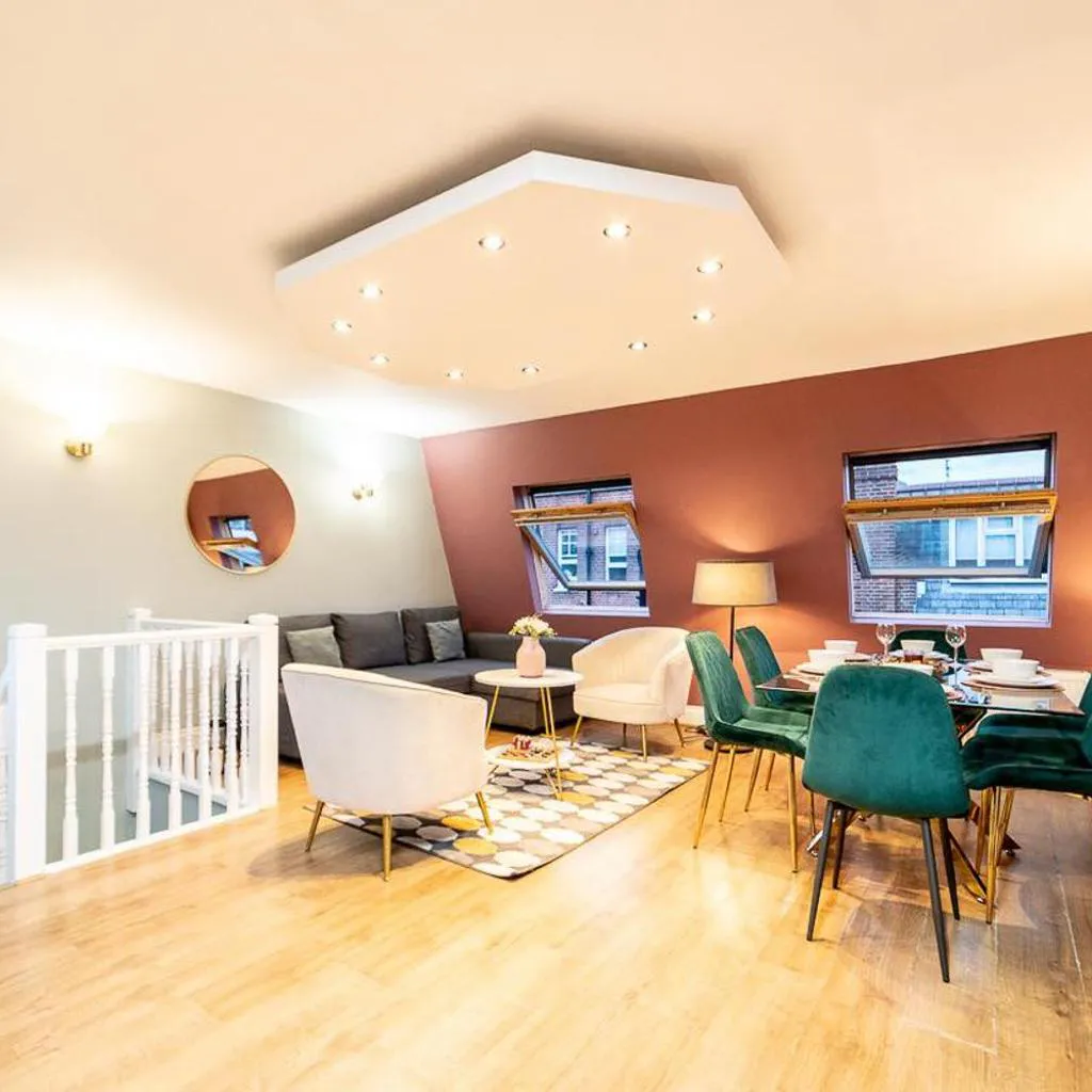 Photograph of ［COVENT GARDEN PENTHOUSE］LONDON TERRACE APARTMENT