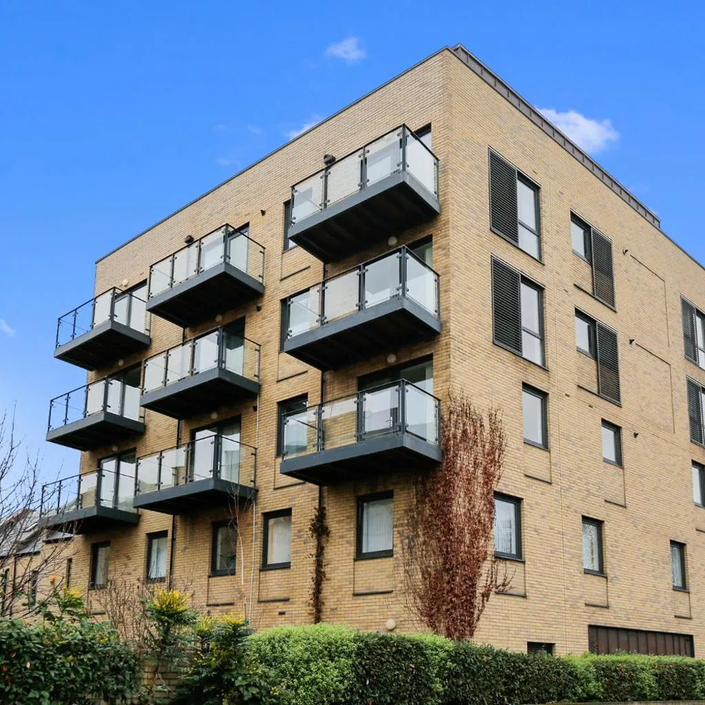 Photograph of Hybrid Resi - London, Greenwich near O2 Arena