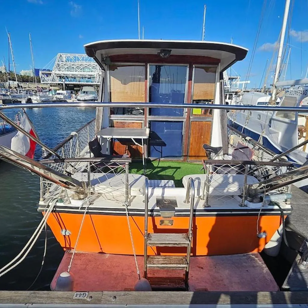 Photograph of Lisbon Boat Speedboat G44