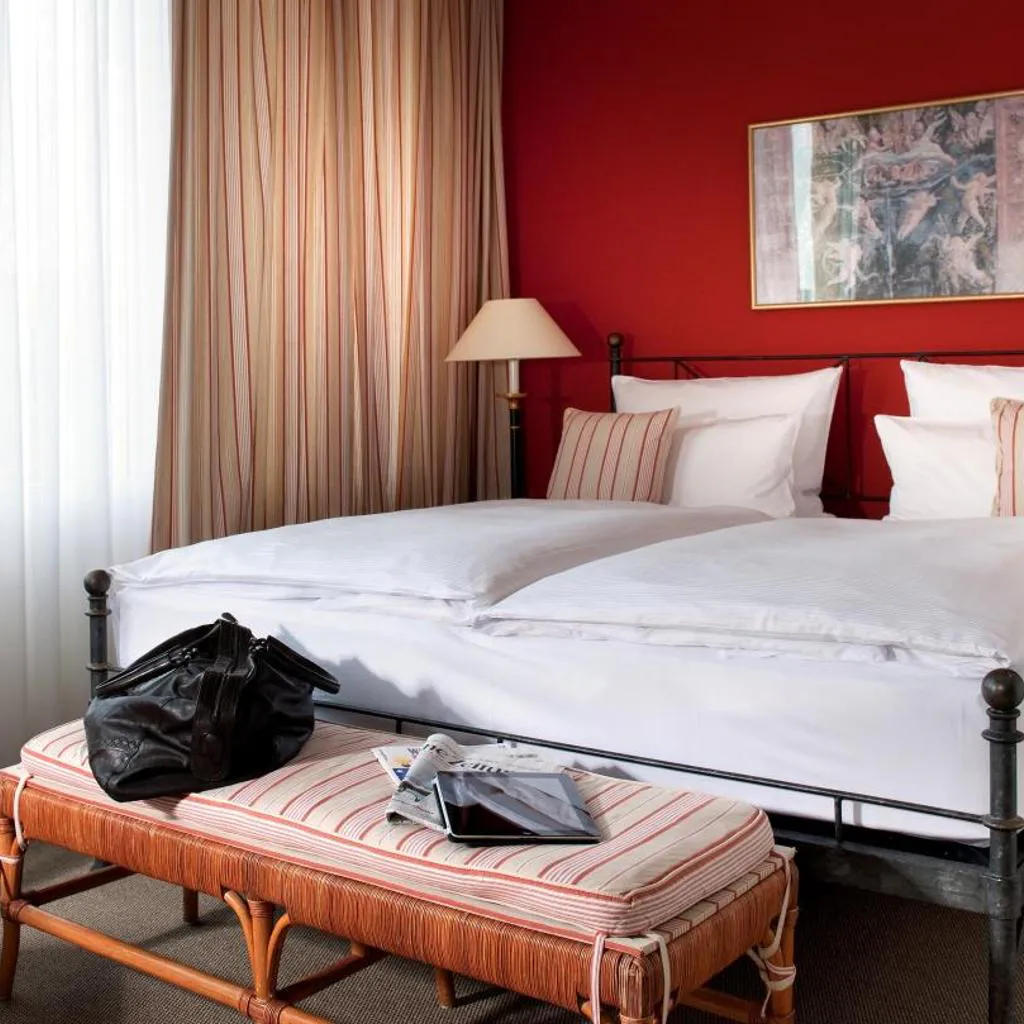 Photograph of Hotel Elbflorenz Dresden