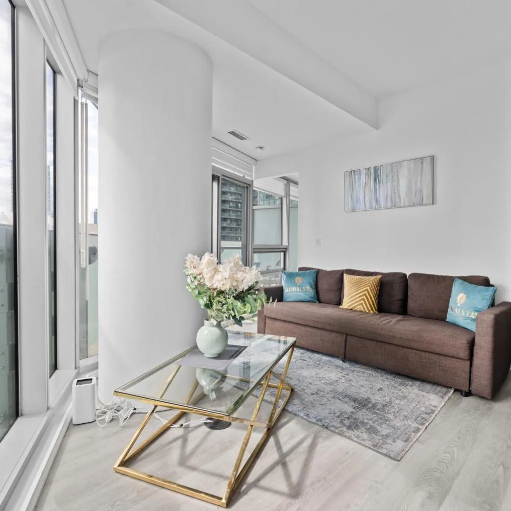 Photograph of 2 Bedroom Condo Lake Ontario View in Downtown Toronto