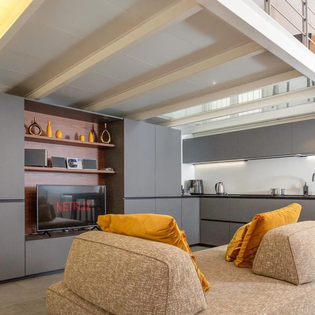 Photograph of ArtStay - Exclusive Apt Near Metro M1, AC, Parking