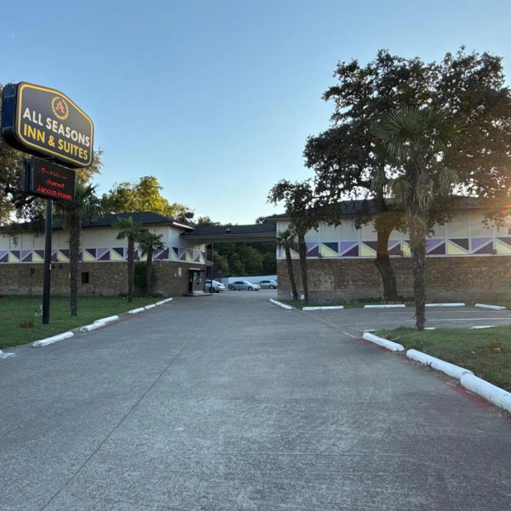 Photograph of All Season Suites Inn