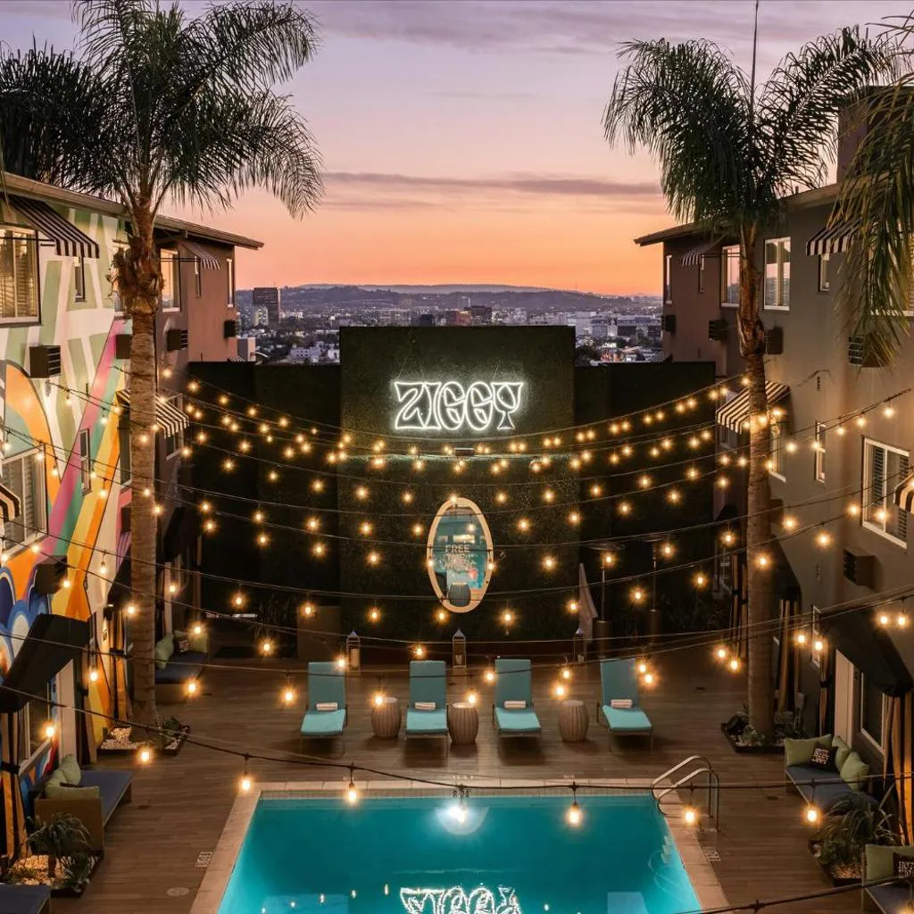 Photograph of Hotel Ziggy On Sunset