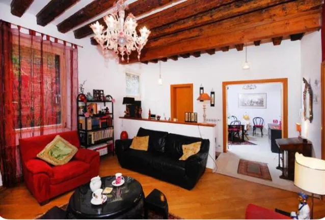 Photograph of Maison Sophie