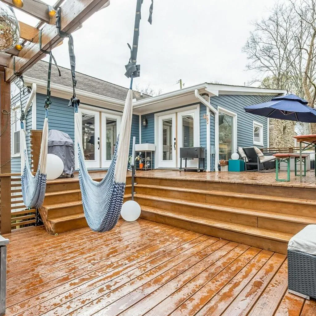 Photograph of Historic East Nash Sleeps 6