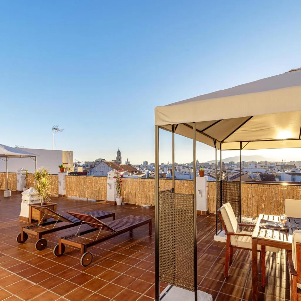 Photograph of FUN BUILDING APARTMENTS by HOMEABOUT