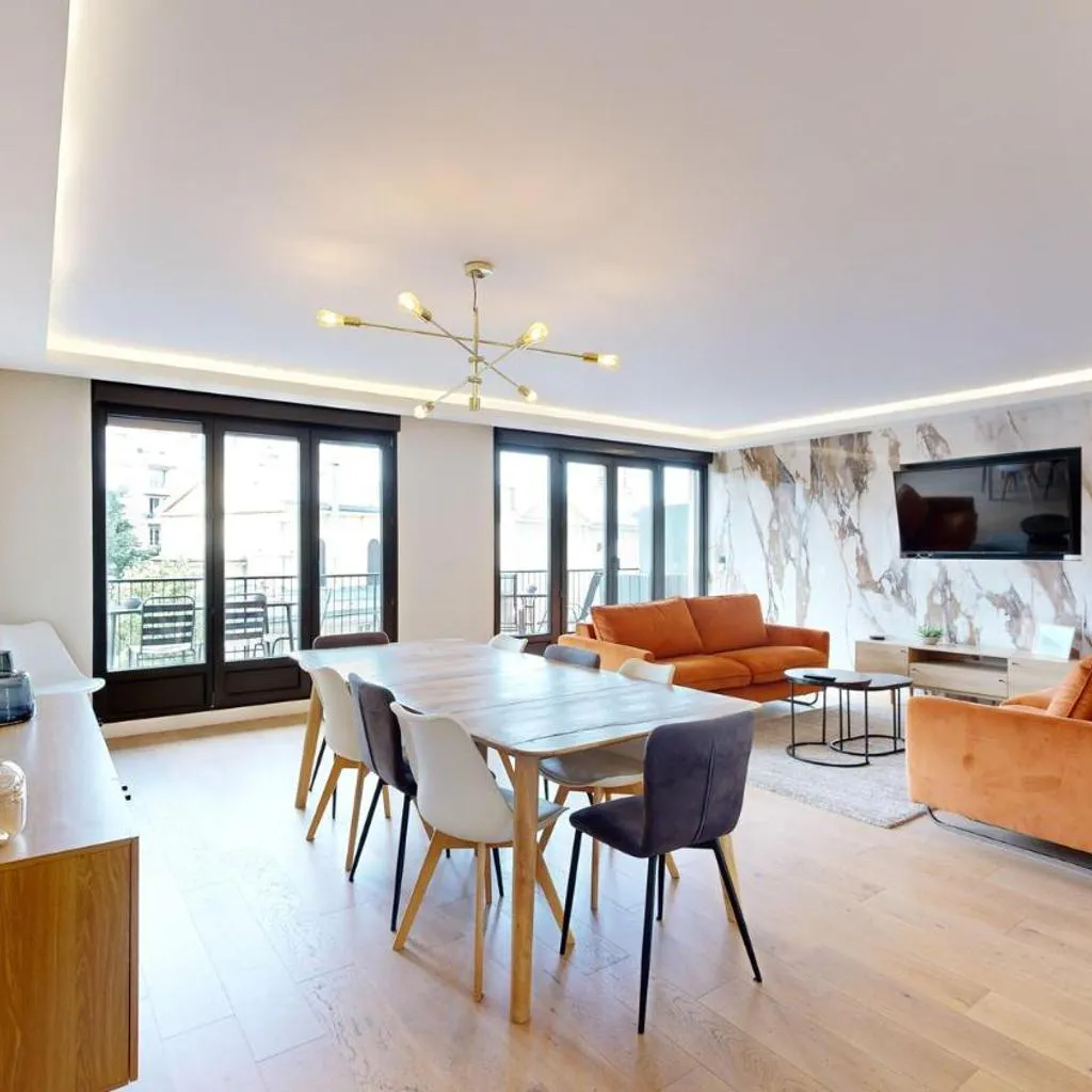Photograph of Bluestay 56 - Superbe appartement à Paris
