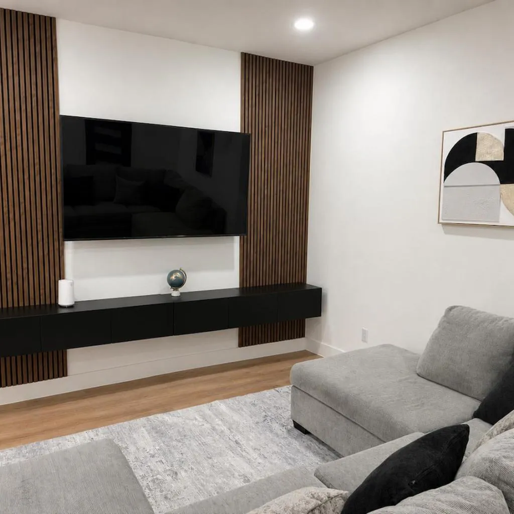 Photograph of Modern 3BR Luxury Home Near Downtown Houston