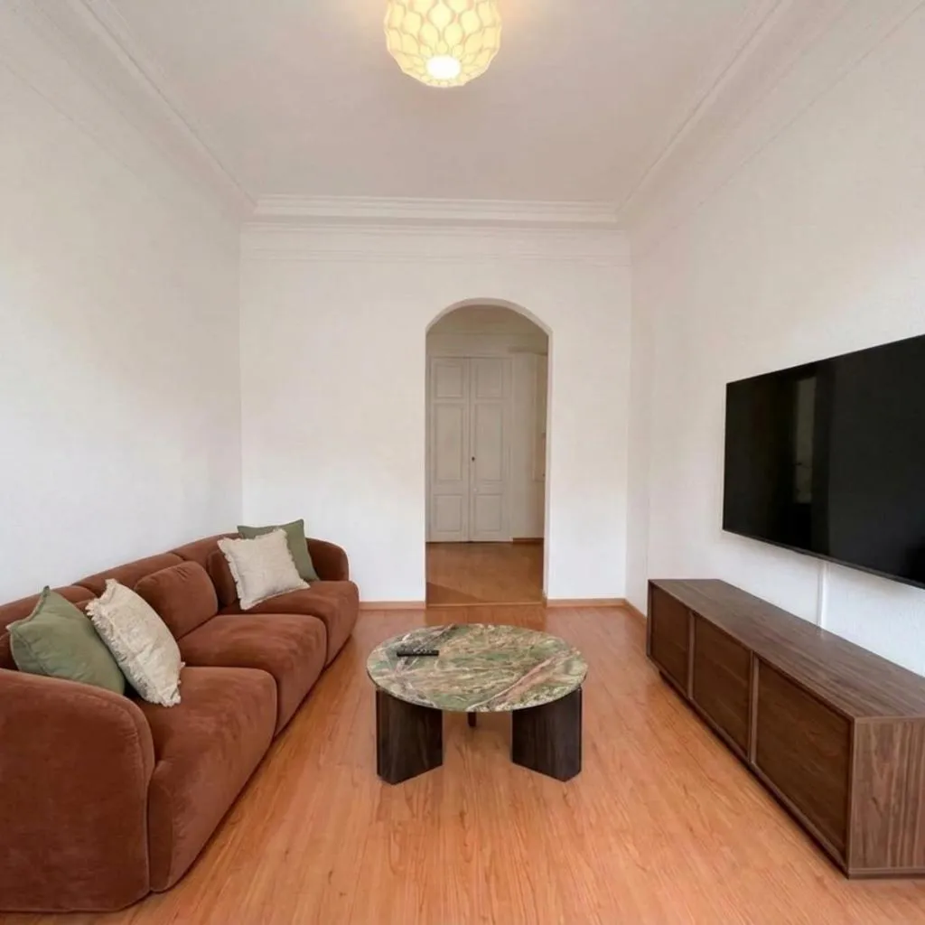 Photograph of Gran Via Deluxe Apartment with Balcony
