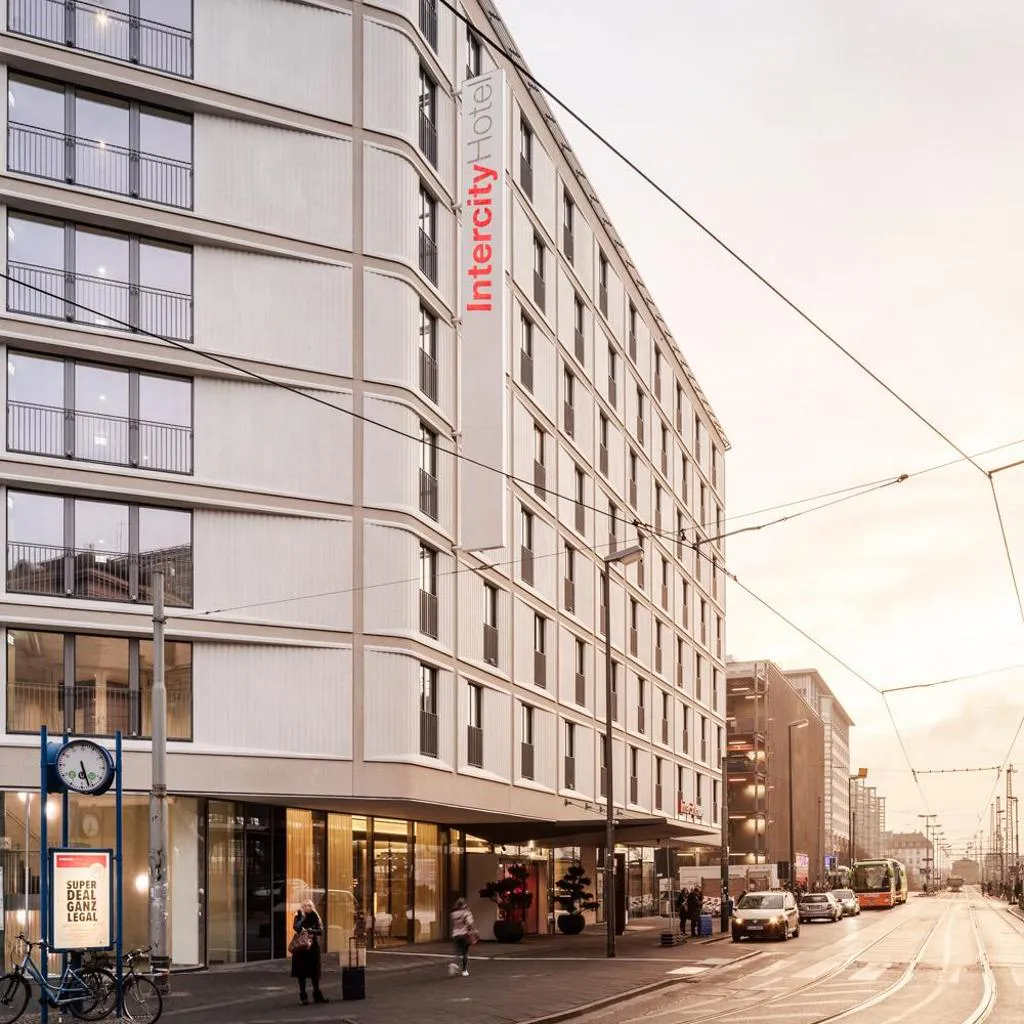 Photograph of IntercityHotel Frankfurt Hauptbahnhof Süd