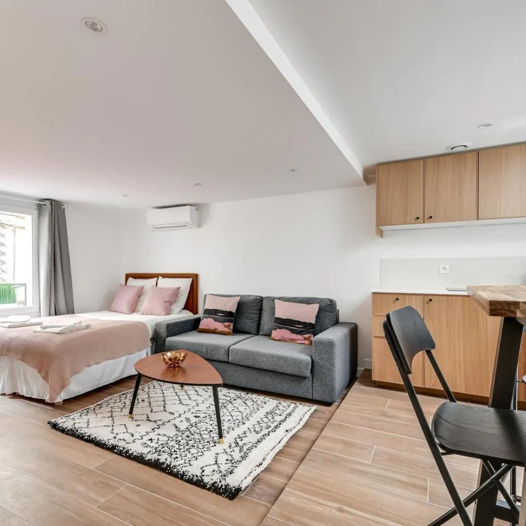 Photograph of 136 Suite Harold - Superbe Appartement à Paris.